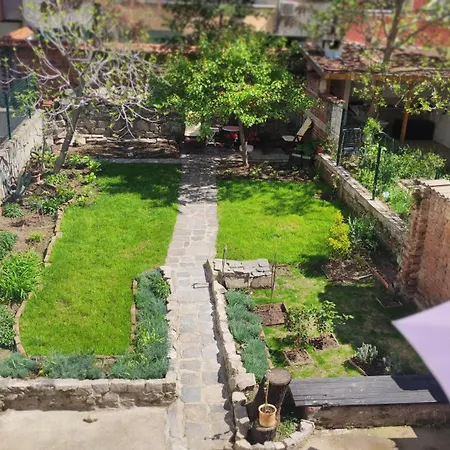 Markovo Tepe House & Garden *